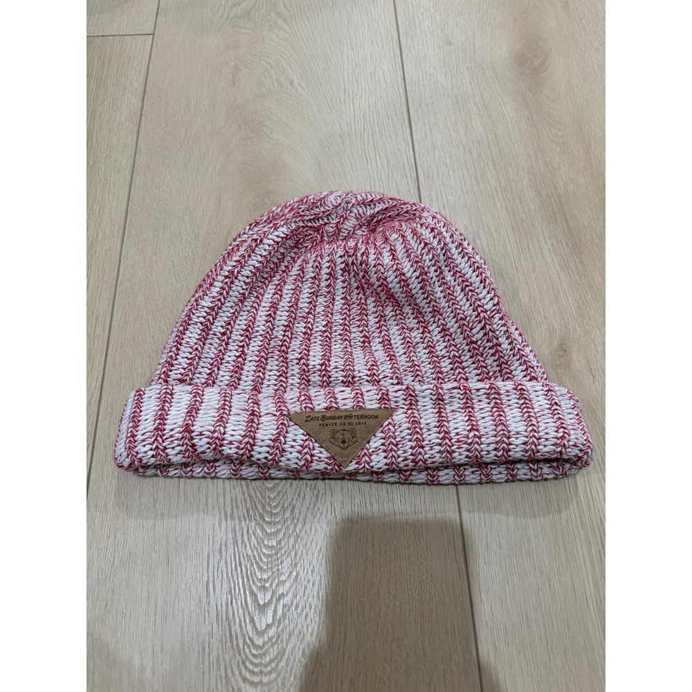 Late Sunday Afternoon Venice CA Red White‎ Marl Ribbed Knit Cuffed Beanie Hat